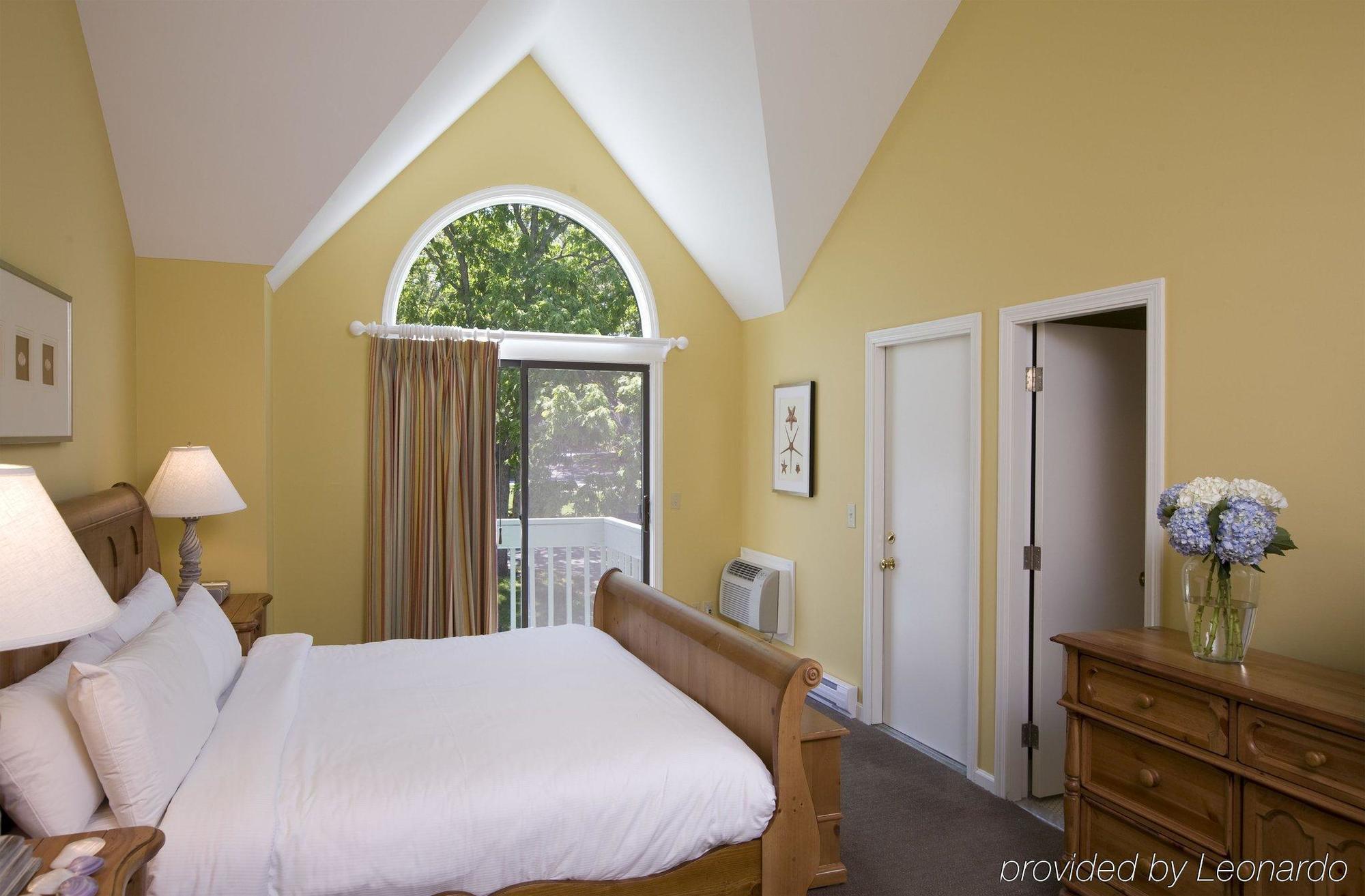 The Villages At Ocean Edge Resort & Golf Club Brewster Room photo